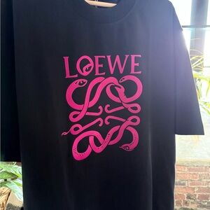 Loewe Black Tee with Vibrant Pink Graphic Heavy Material